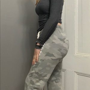 Aeropostale joggers